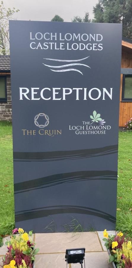 Skyline Lodge Loch Lomond Castle Lodges Balloch Exterior foto