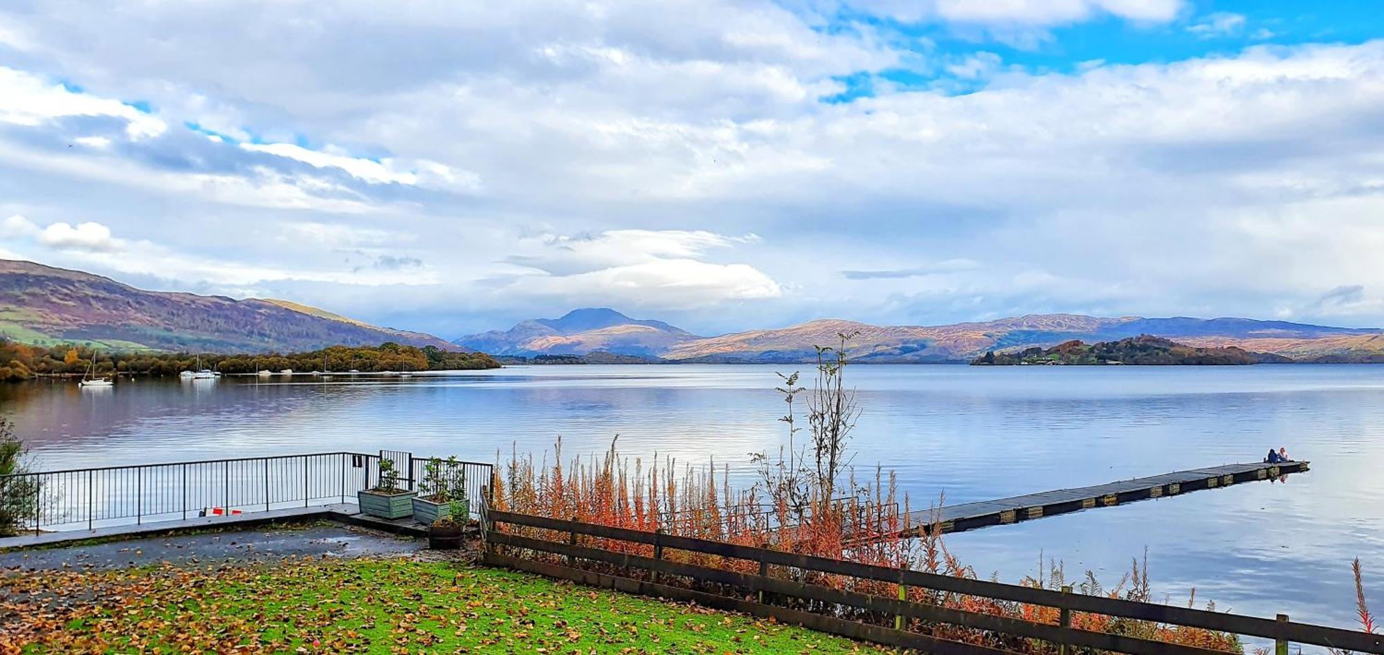 Skyline Lodge Loch Lomond Castle Lodges Balloch Exterior foto